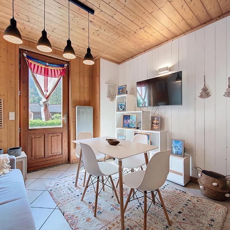 Le cosy refuge - Appartement 2 Chambres avec Vue sur la Montagne - 16