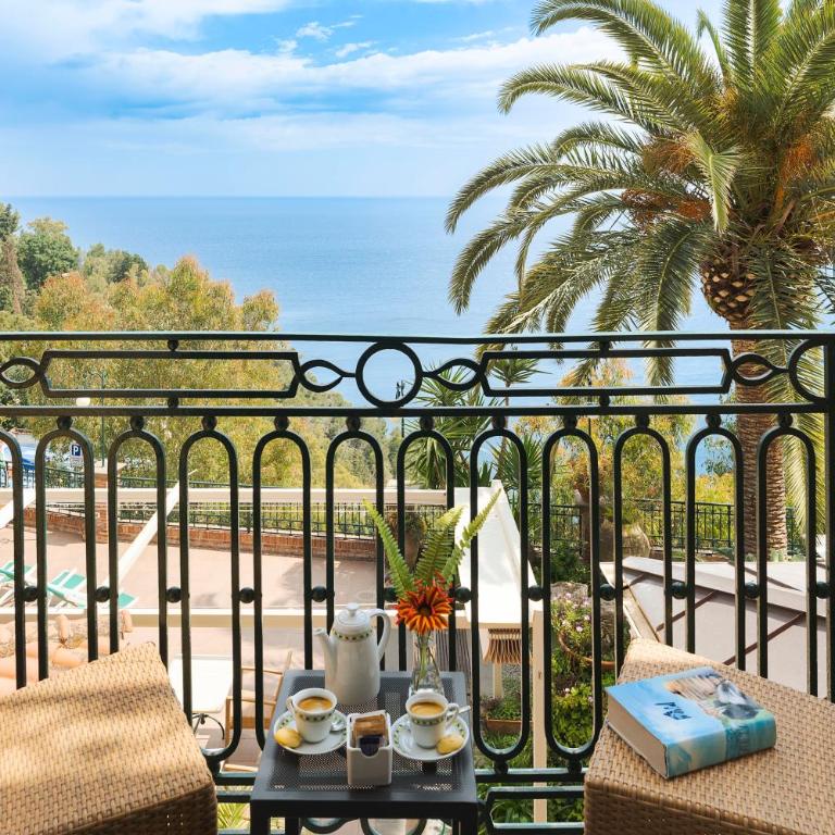 Hotel Villa Schuler - Camera Tripla con Vista Mare - 2