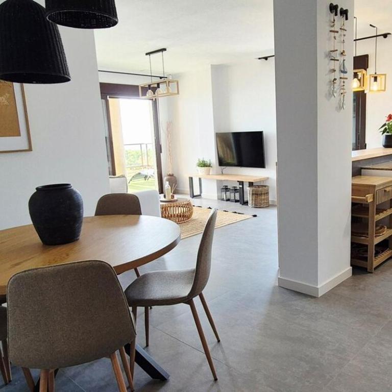 Blue Amber-Los Arenales del Sol-Alicante - Two-Bedroom Apartment with Terrace and Sea View - 2