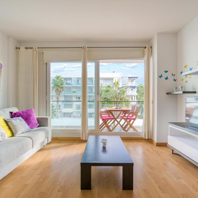 Apartamento con Piscina y Parking en Santa Margarita, Roses - Ideal Familias - ES-228-95 - Apartment - 8