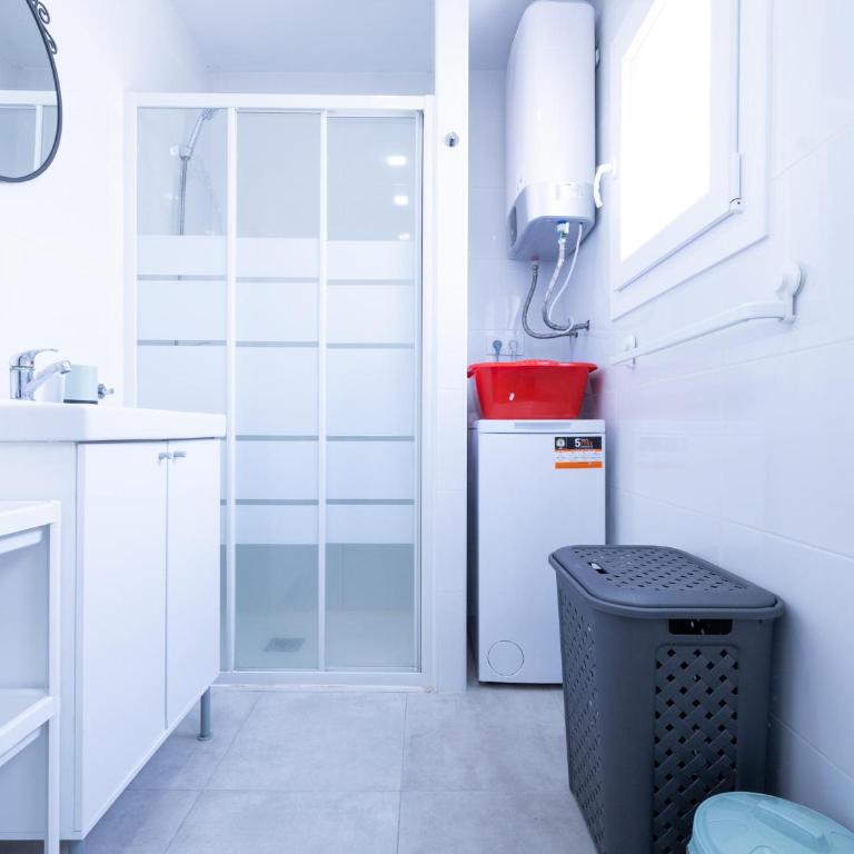 Apartamento en L'Escala a 100m de la playa, con parking - ES-325-3 - Apartamento - 28