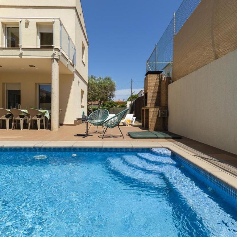 Casa en L'Escala con piscina privada y aparcamiento cerca de la playa - ES-325-11 - Villa - 16