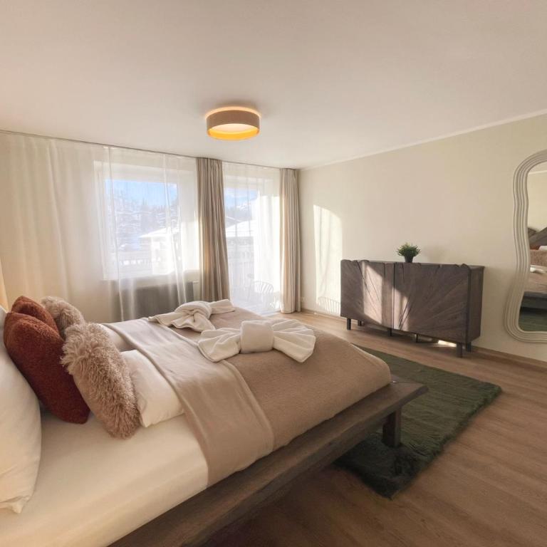 Sunny Apartment 2 - Apartment mit 3 Schlafzimmern und Bergblick - 1
