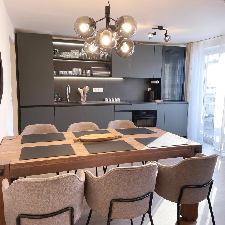 Sunny Apartment 2 - Apartment mit 3 Schlafzimmern und Bergblick - 2