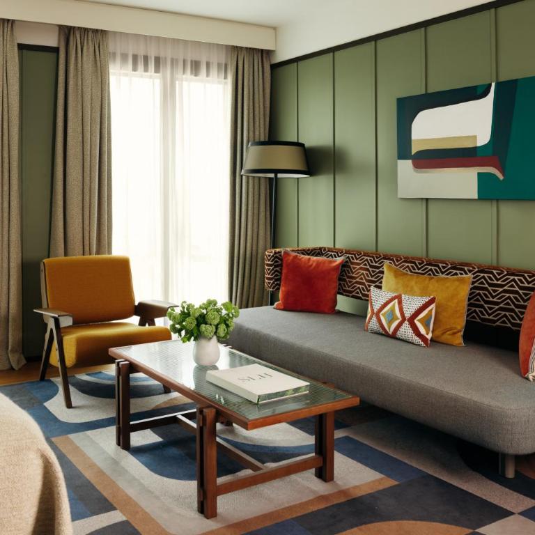 Norman Paris Hôtel & Spa - Chambre Deluxe - 6
