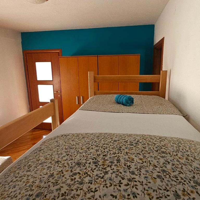 Amrita Guesthouse - Bed in 6-Bed Female Dormitory Room - 6