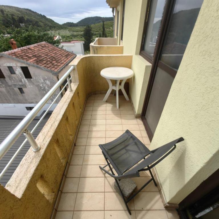 Cozy duplex in Sutomore - Apartman sa 2 Spavaće Sobe - 3