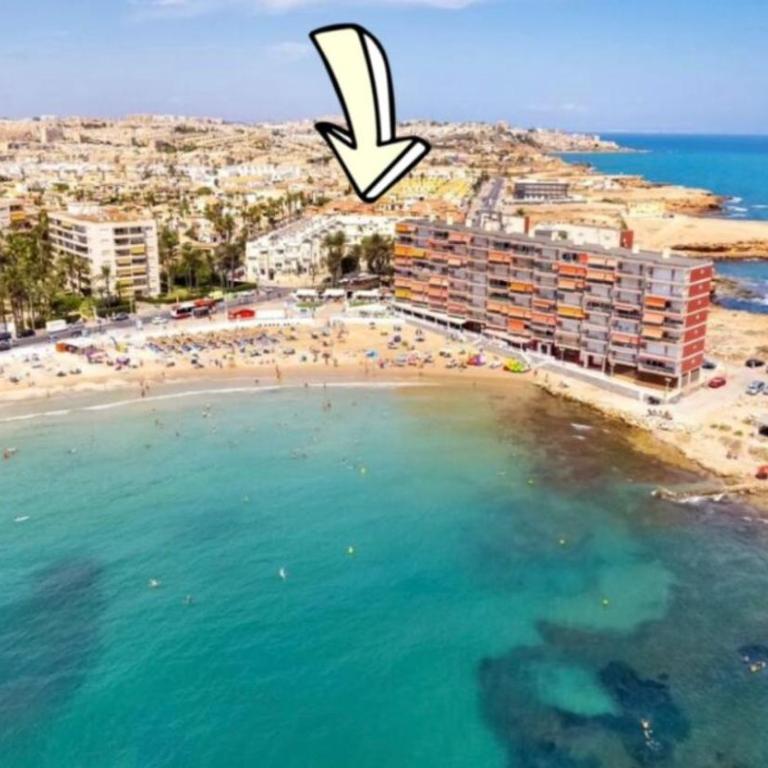 Apartment by LosLocos Beach in Torrevieja - Two-Bedroom Apartment - 9