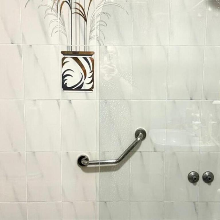 Apartment by LosLocos Beach in Torrevieja - Two-Bedroom Apartment - 14