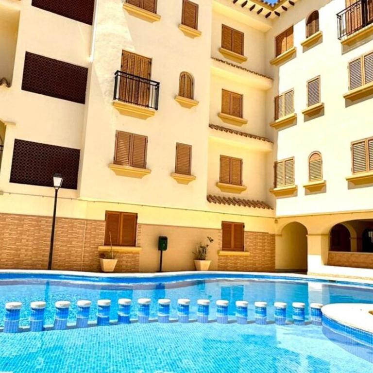 Apartment by LosLocos Beach in Torrevieja - Two-Bedroom Apartment - 20
