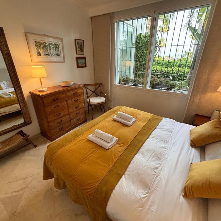 Evans Realty BV A pie de Playa & Piscina & Terraza - Apartamento de 2 dormitorios con terraza y vistas al mar - 35