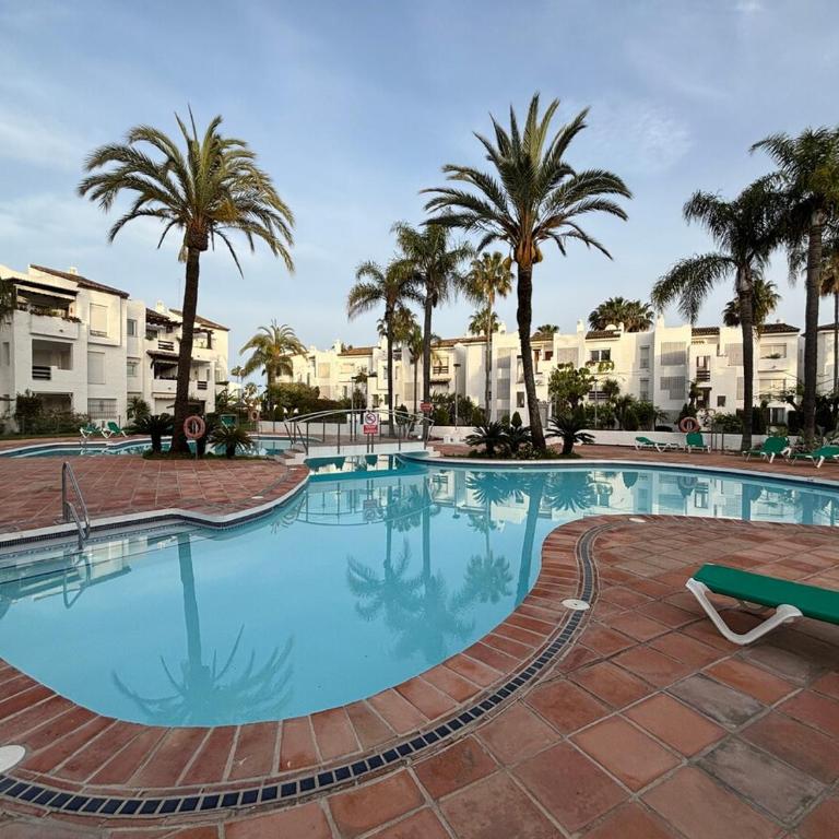 Evans Realty BV A pie de Playa & Piscina & Terraza - Apartamento de 2 dormitorios con terraza y vistas al mar - 24