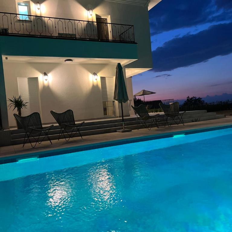 Vila sa bazenom Vrnjačka Idila - Studio sa Terasom - 33