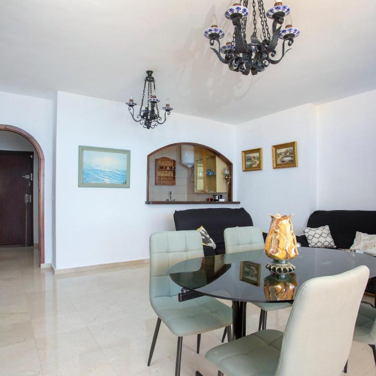 Sunstay Bellavista Flat II Benalmadena - Two-Bedroom Apartment with Terrace and Sea View - 14