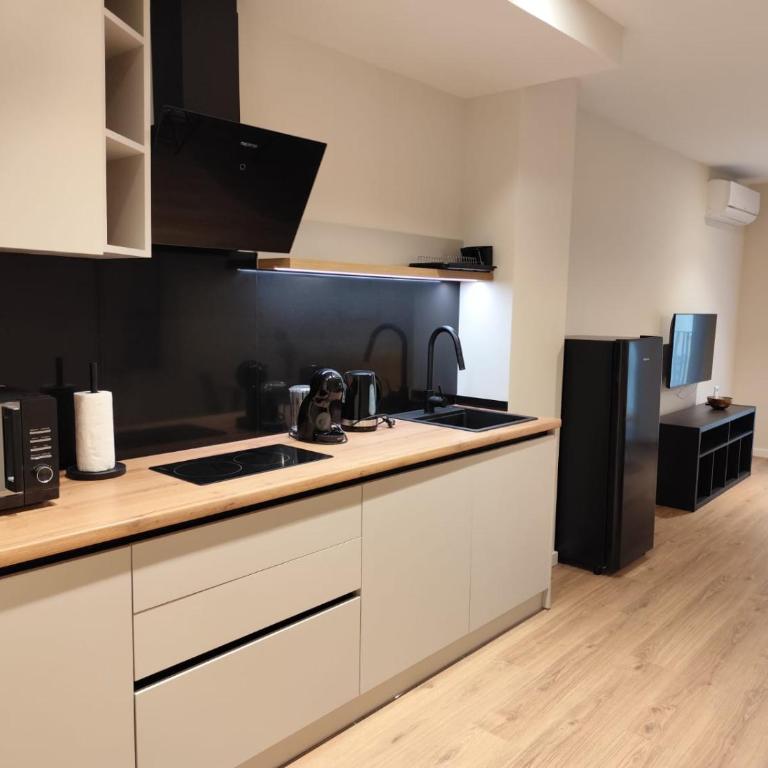 Bazan 51 8 - One-Bedroom Apartment - 1