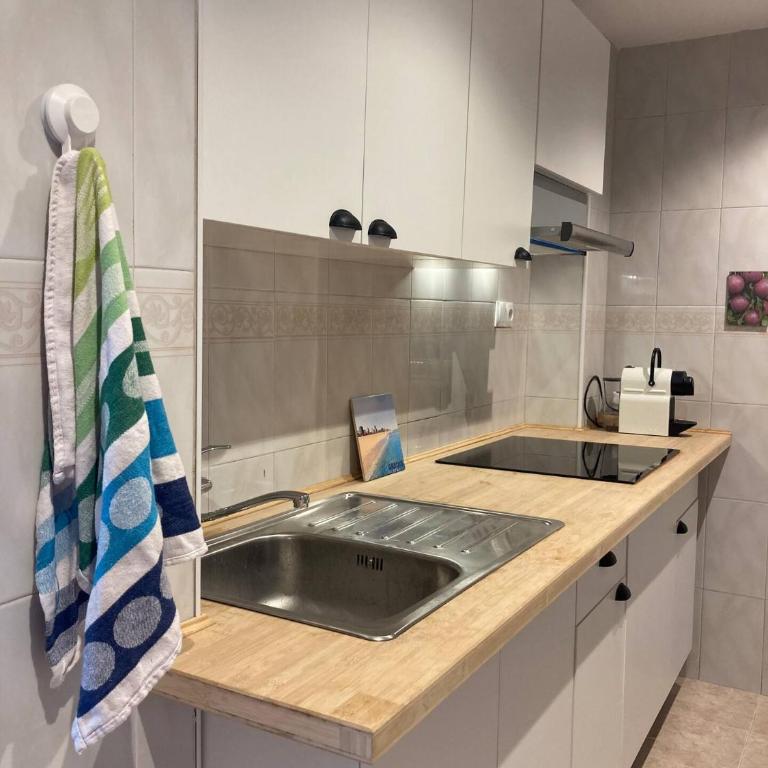Casa Familiar del Grau - Apartamento de 3 dormitorios con balcón - 3