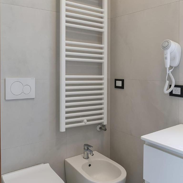 Las Cicas - Quadruple Room with Private Bathroom - 3