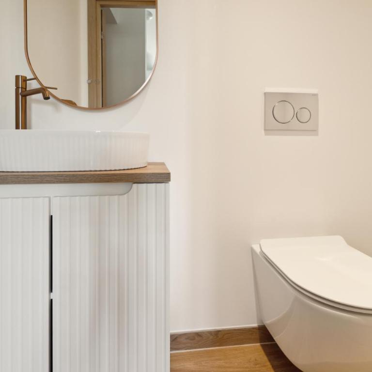 Saint Tropez 104 rue Allard 3e G - One-Bedroom Apartment - 11