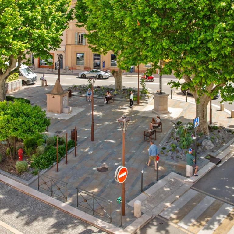 Saint Tropez 104 rue Allard 3e G - One-Bedroom Apartment - 13