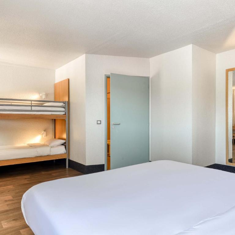 B&B HOTEL Narbonne 2 - Chambre Quadruple - 5