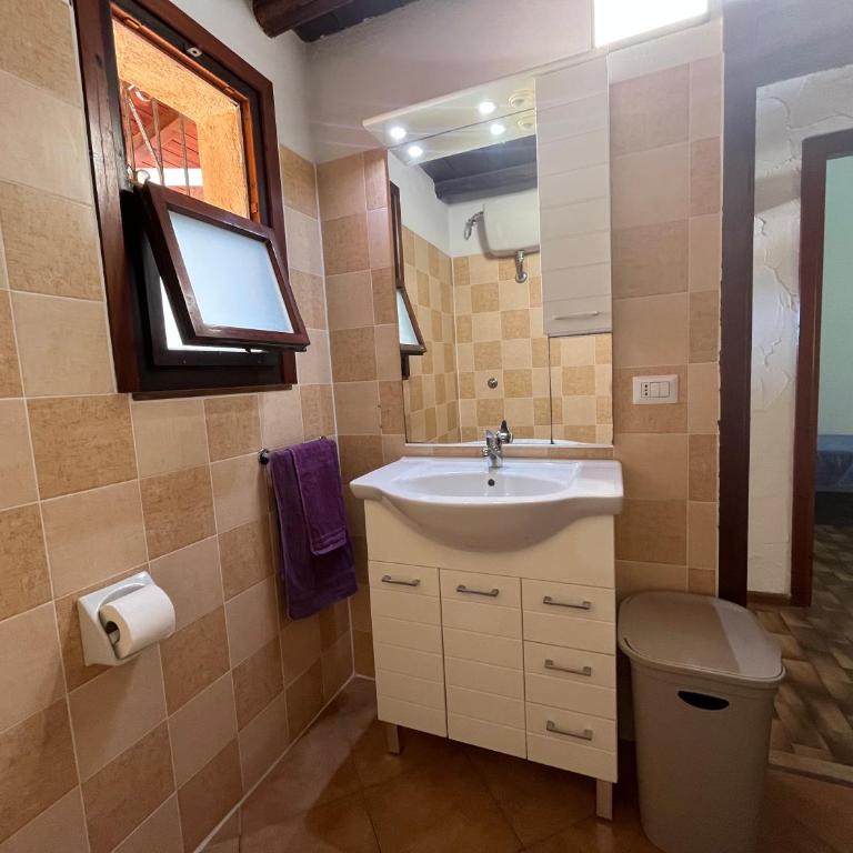 APPARTAMENTI BIANCANEVE by VILLA AUREA CAV - Appartamento con 2 Camere da Letto, Balcone e Vista mare - 24