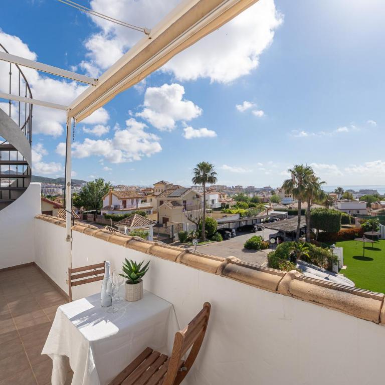 797 HOLIDAY RENTALS -Atico con solarium y vistas panoramicas - Apartamento con vistas al mar - 16
