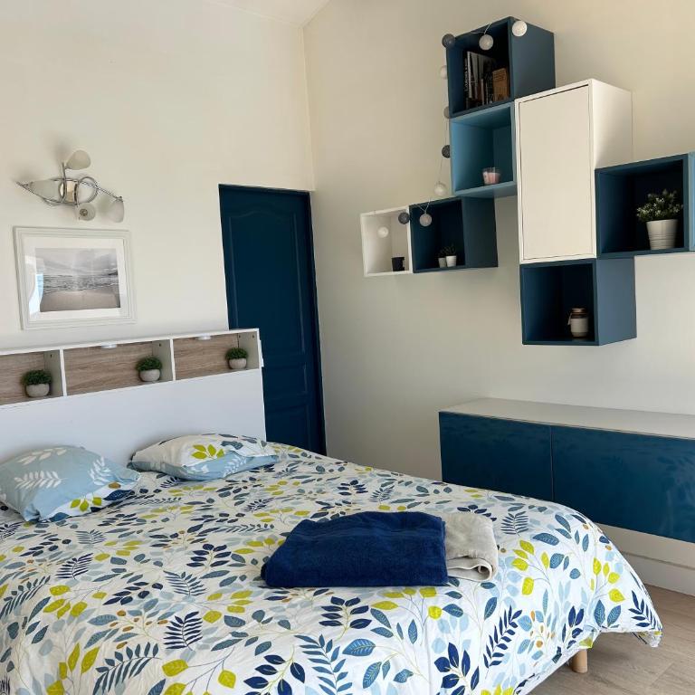 maison entièrement climatisée vue d'exception mer et rade de Marseille avec piscine 8 personnes - Villa - 58