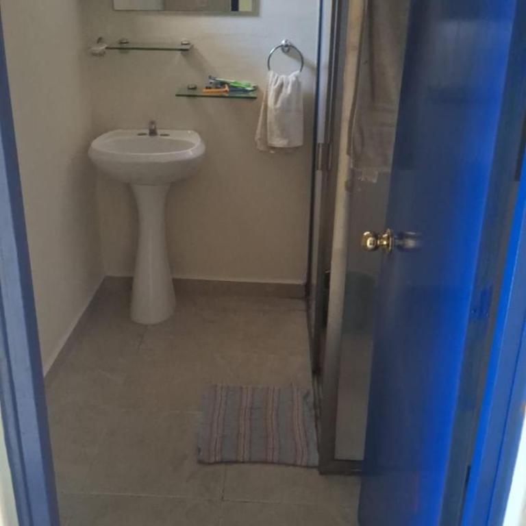 Casa Ross - Two-Bedroom Apartment - 8
