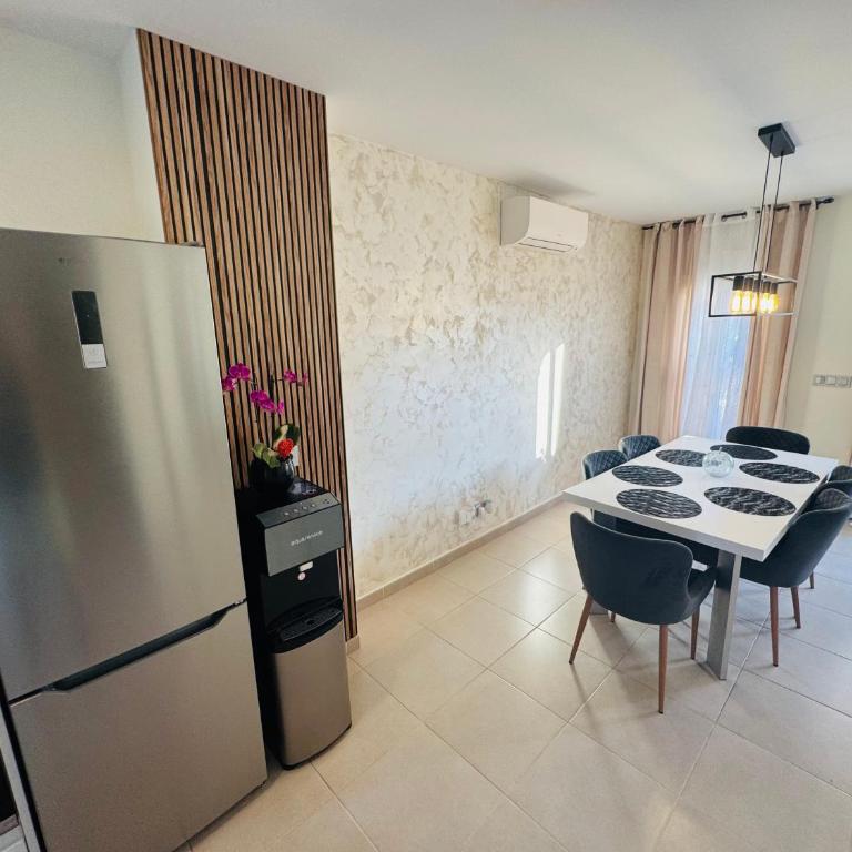 Calpe Casa adosada entorno playa y montaña tranquilidad relax jacuzzi piscina wifi aire jardin barbacoa y parking - Casa de 3 dormitorios - 41