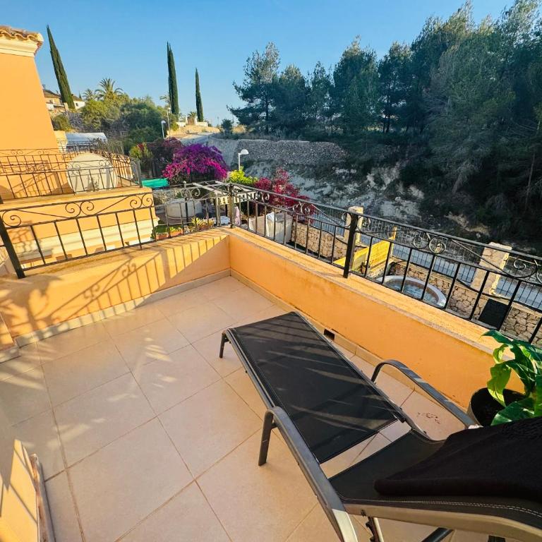 Calpe Casa adosada entorno playa y montaña tranquilidad relax jacuzzi piscina wifi aire jardin barbacoa y parking - Casa de 3 dormitorios - 29