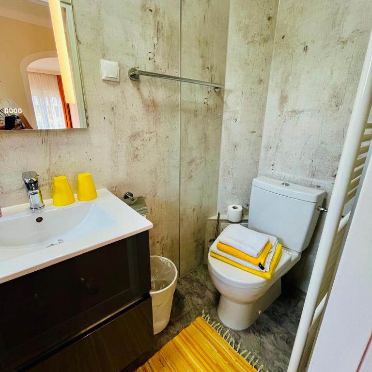 Pension am Campus Velden - Doppelzimmer mit Balkon - 4