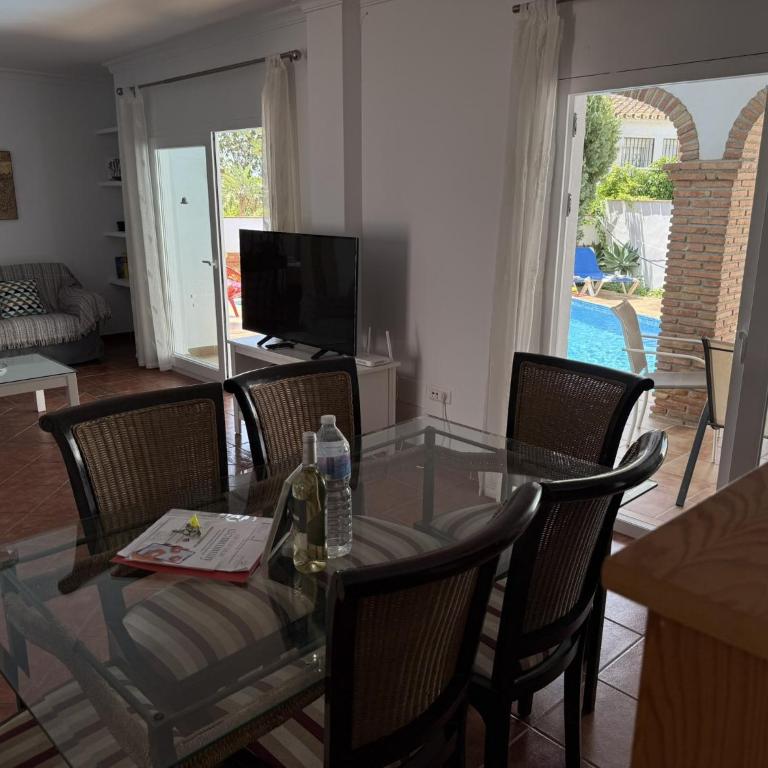 Nerja Paradise Rentals - Villa Jazmines - Villa - 21