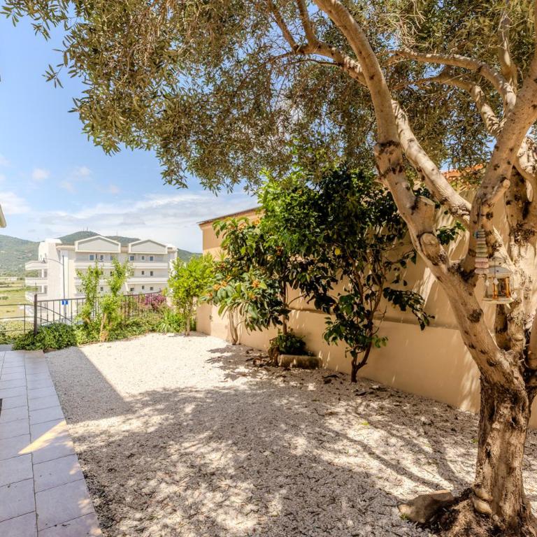 Strepitosa Villa Olbia 3 Camere - Three-Bedroom Apartment - 8