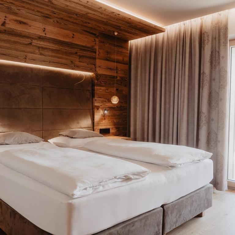 Hotel Berghof - St Johann in Salzburg - Deluxe Doppelzimmer - 2