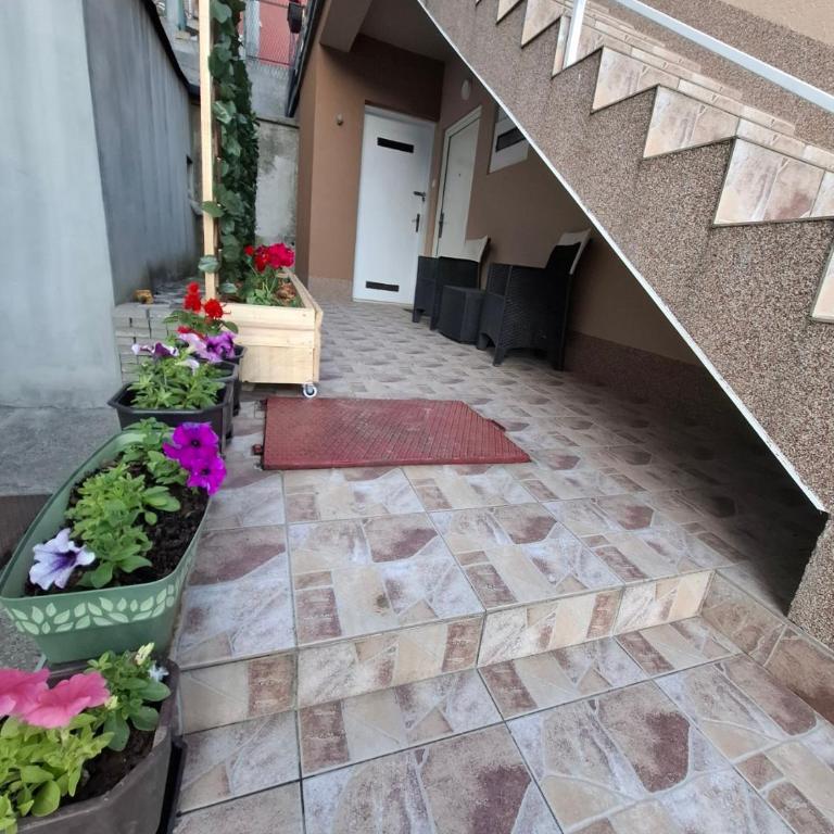 Apple Home - Two-Bedroom Apartment - 57