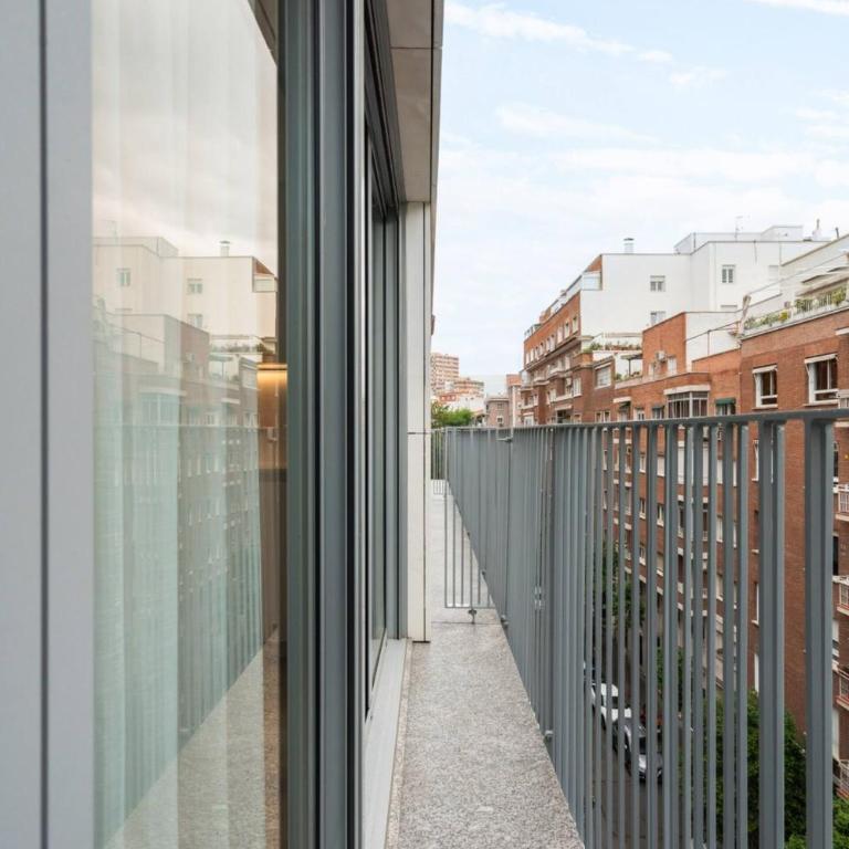 Elegance & comfort in Chamberi- 2A - Two-Bedroom Apartment - 36