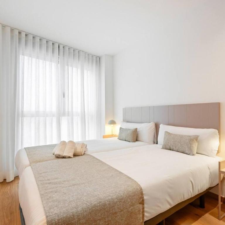 Elegance & comfort in Chamberi- 2A - Two-Bedroom Apartment - 40
