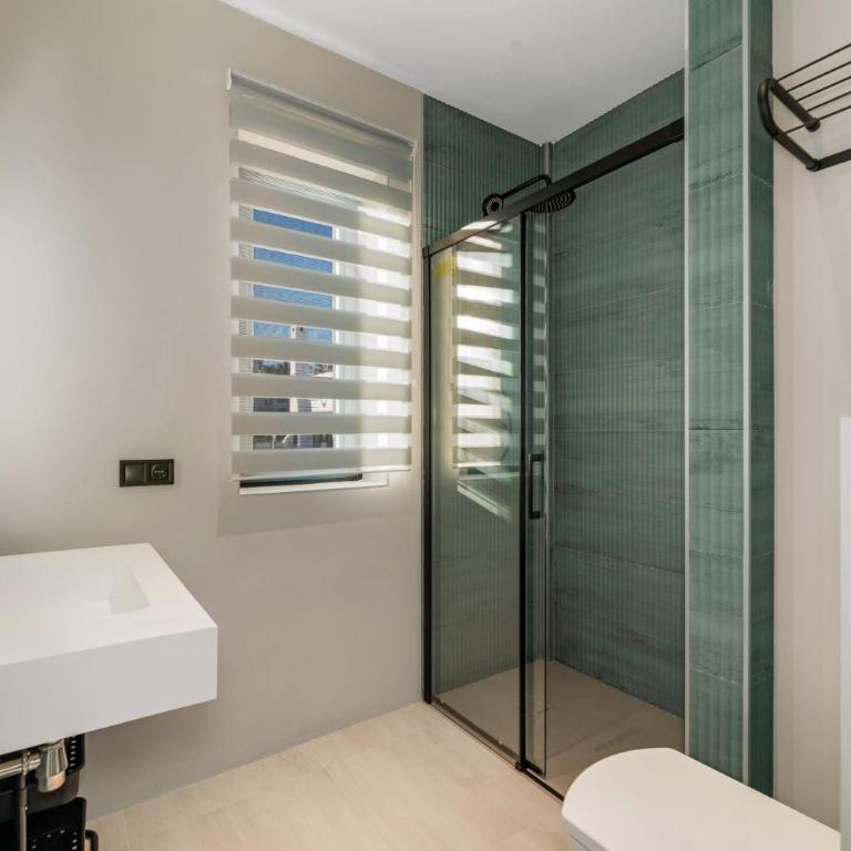 Modern Home near Marbella with Heated Pool & Hammam - Villa - 45