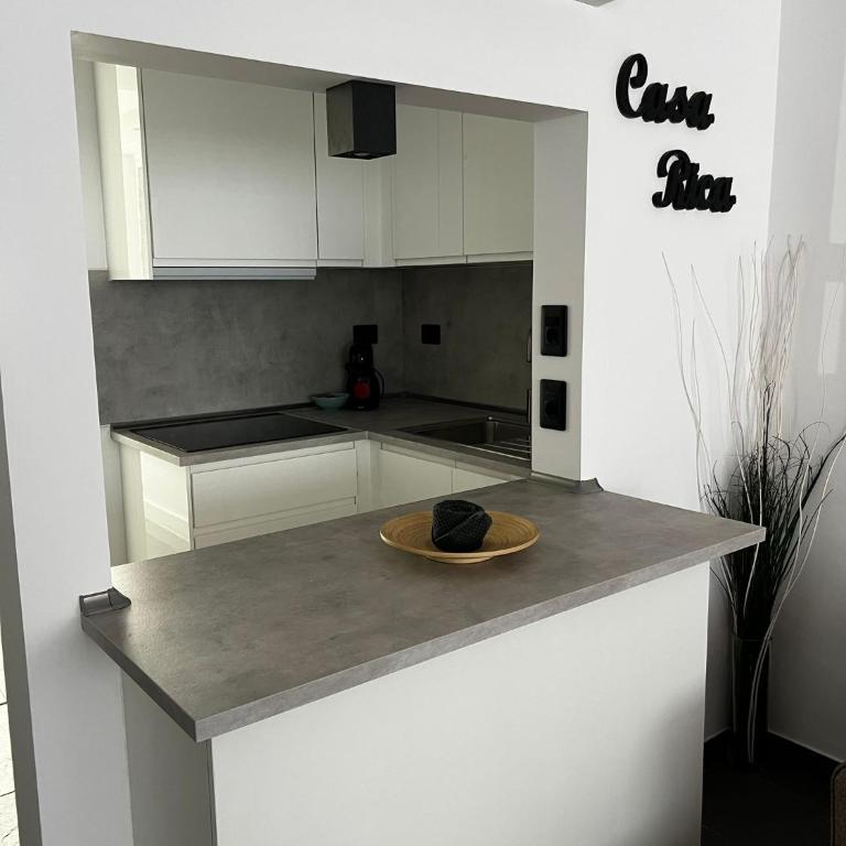 Casa Rica - Three-Bedroom Apartment - 6
