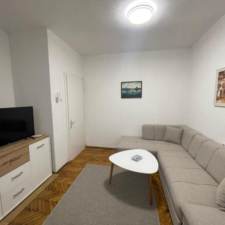 Bascarsija - Two-Bedroom Apartment - 4