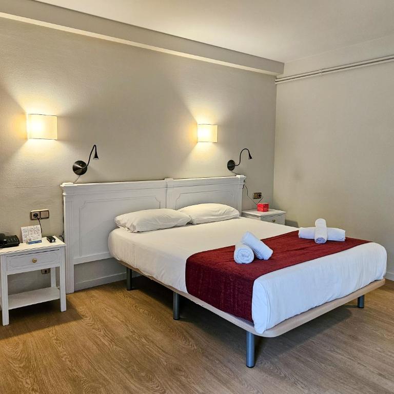 Hotel Pere D'Urg 3000 - Habitación Familiar con balcón - 1