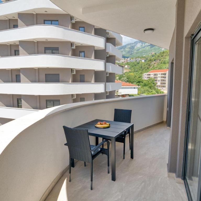 Twin Towers LT Luxury - One-Bedroom Apartment - 19