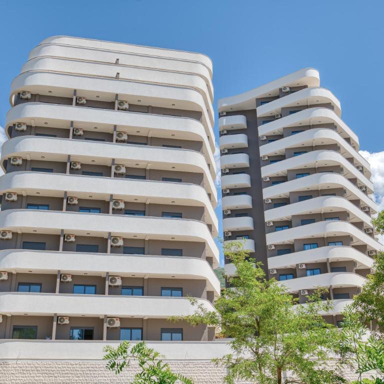 Twin Towers LT Luxury - One-Bedroom Apartment - 25
