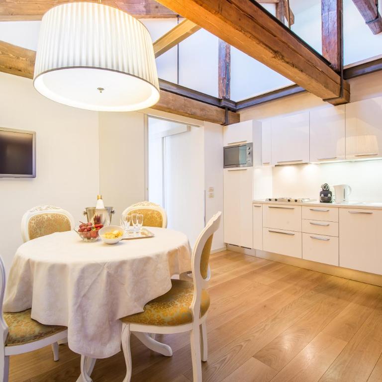 Al Redentore Di Venezia - Appartamento Executive con 2 Camere da Letto e Vista Canale - 8