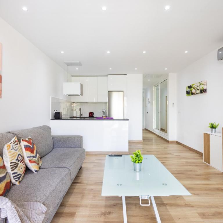 Home2Book Stylish Apt Fañabé, BBQ Terrace & Pool - Apartamento de 1 dormitorio - 9