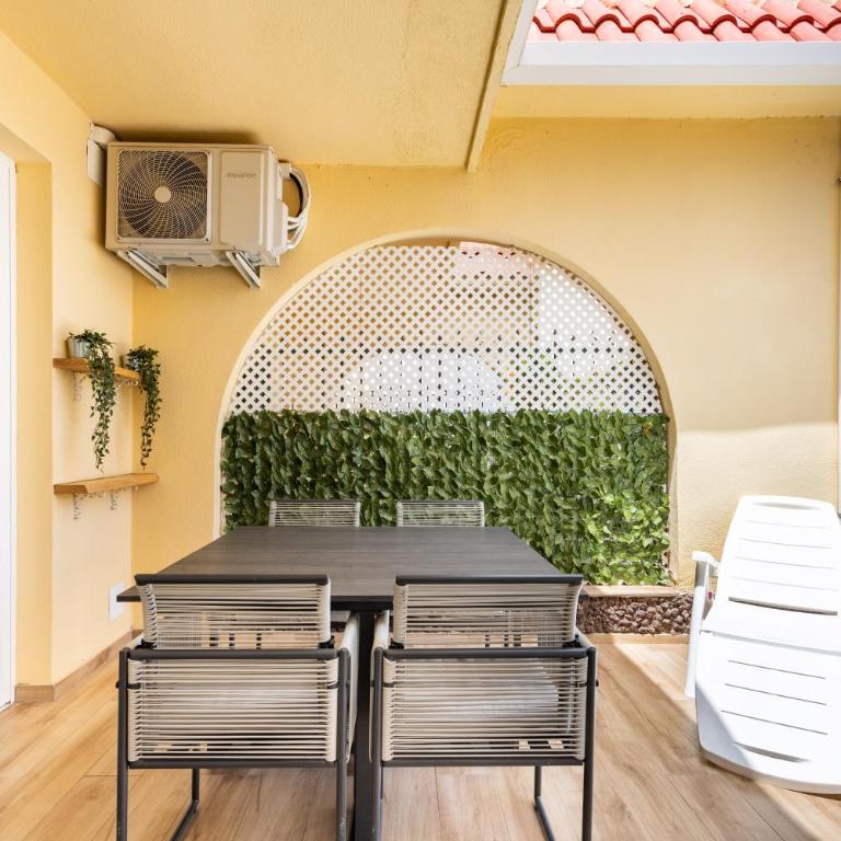 Home2Book Stylish Apt Fañabé, BBQ Terrace & Pool - Apartamento de 1 dormitorio - 4