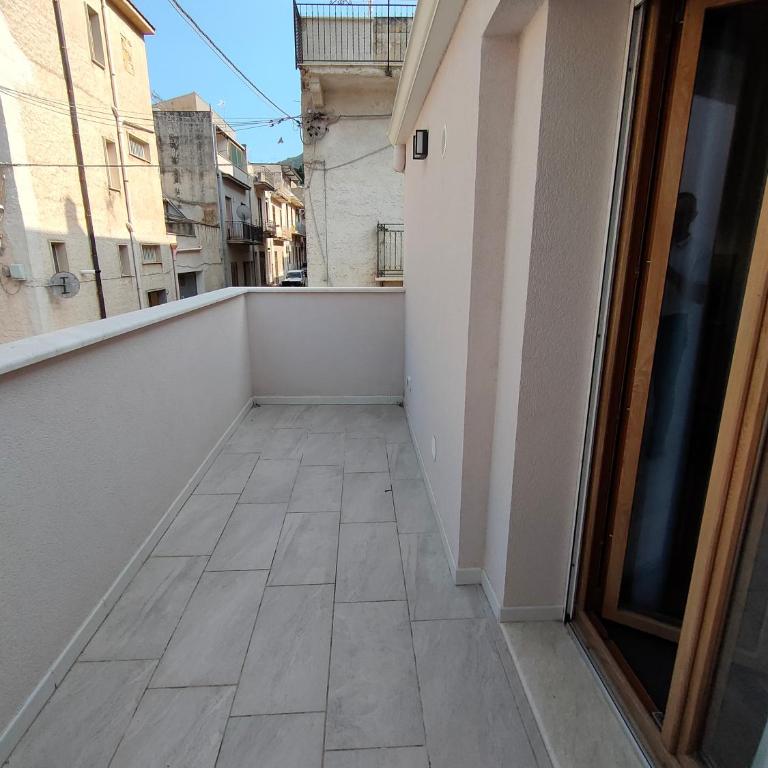 DH Studio Apartments - One-Bedroom Apartment - 16