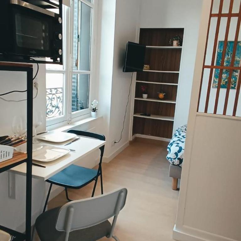 Suite Chezy Dinan - HyperCentre Rennes - 2 personnes - Second Lodge - Appartement 1 Chambre - 4