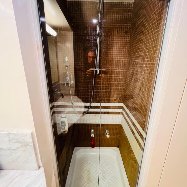 Parthenope Plebiscito - Appartamento con 2 Camere da Letto - 17