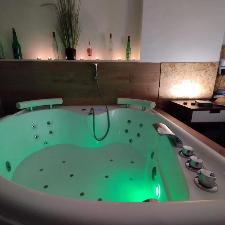 Apartamento Jacuzzi La Manga - Primera Linea - Apartamento de 2 dormitorios - 11
